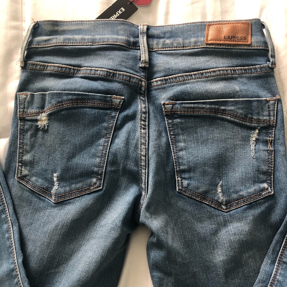 Express Distressed Jeans - Picture 4 of 7